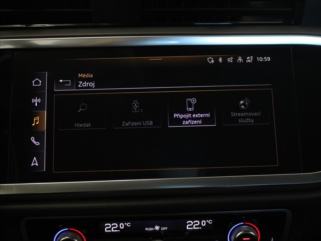 Audi Q3 SUV / Terénní 2,0 l 110 kw