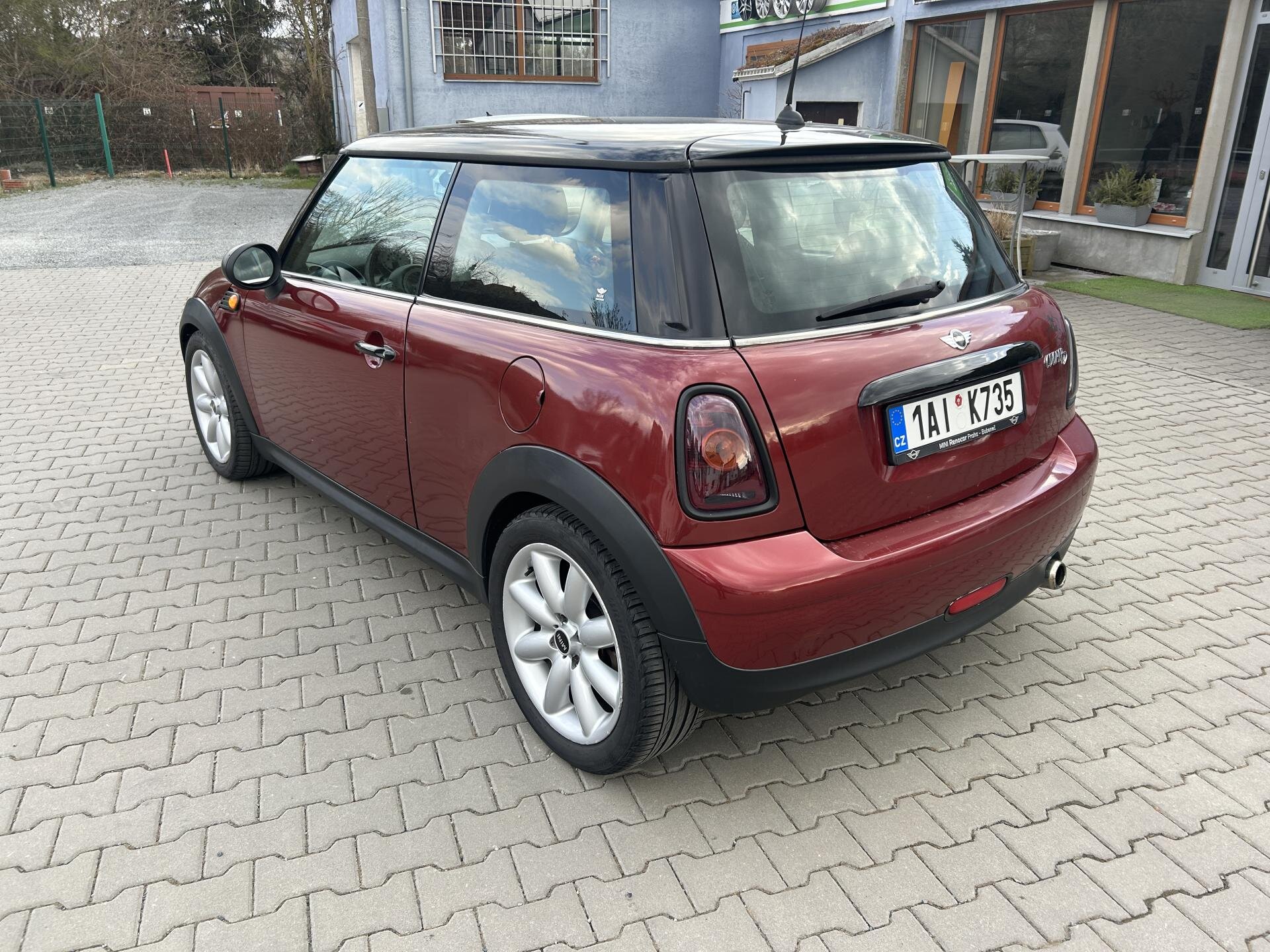 Mini Cooper Hatchback 1,6 l 80 kw