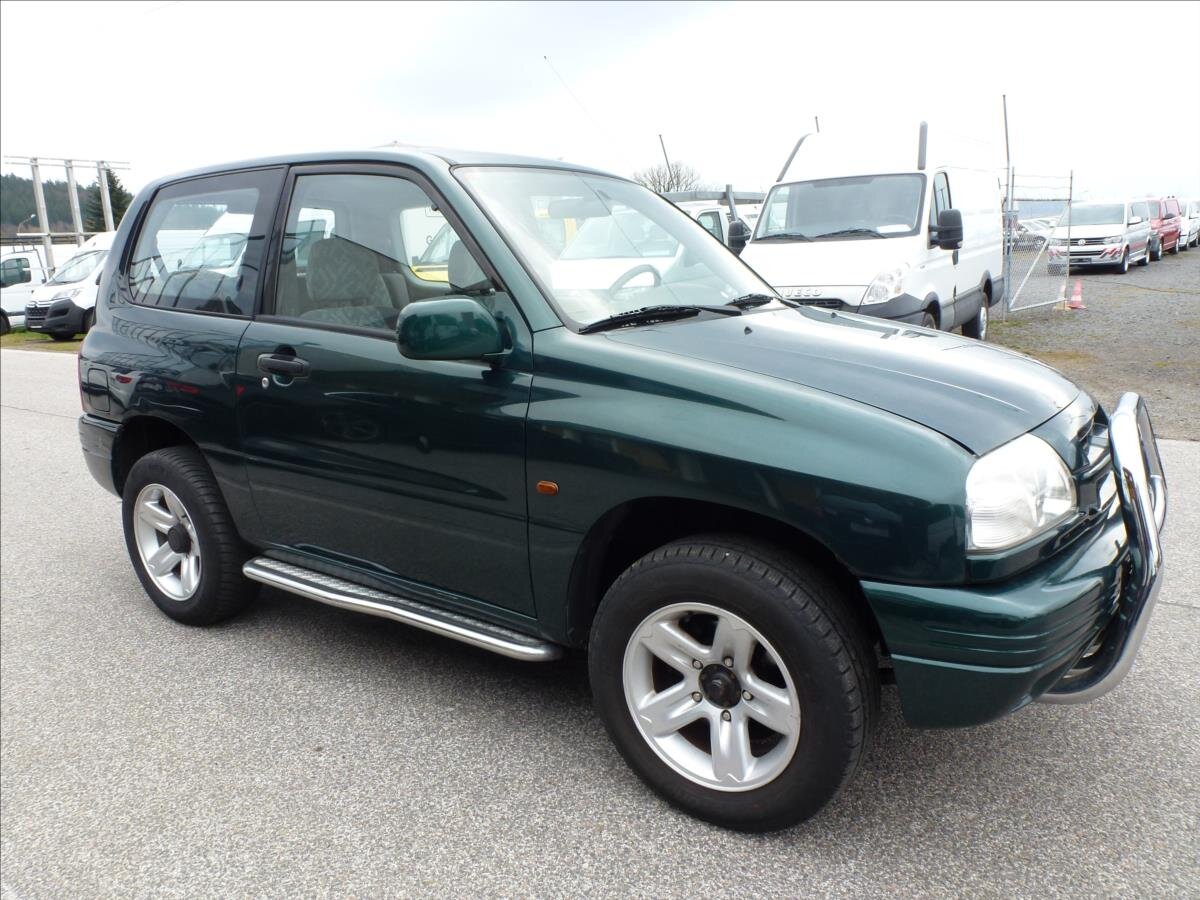 Suzuki Grand Vitara SUV / Terénní 2,0 l 94 kw