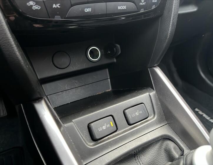 Suzuki Vitara 15