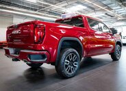 GMC Sierra Pick-up 6,2 l 313 kw