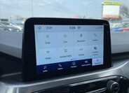 Ford Kuga SUV / Terénní 1,5 l 88 kw