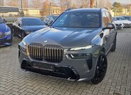 BMW X7 1