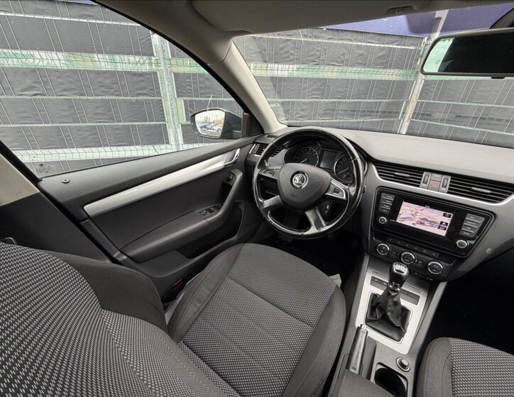 Škoda Octavia Kombi 2,0 l 110 kw