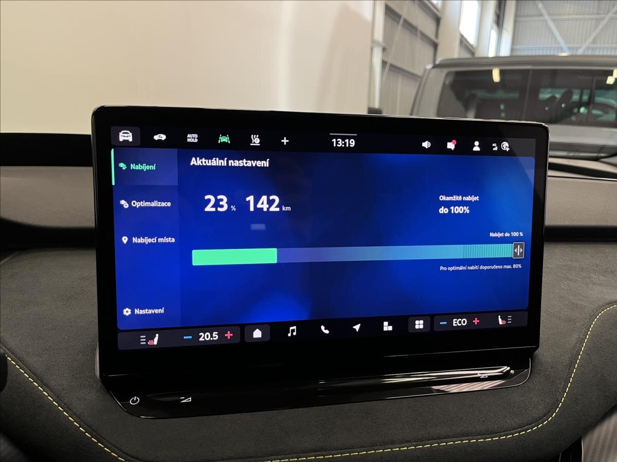 Škoda Elroq SUV / Terénní 1,0 250 kw