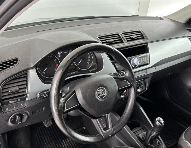 Škoda Fabia Hatchback 1,2 l 66 kw