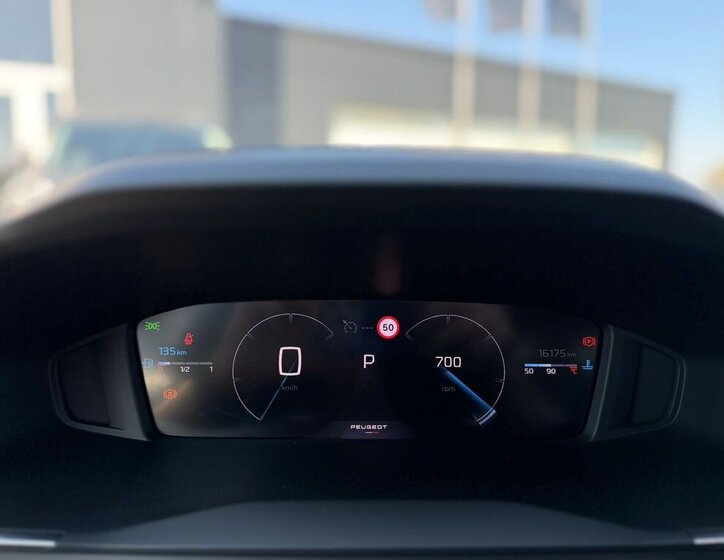 Peugeot 2008 SUV / Terénní 1,2 l 96 kw