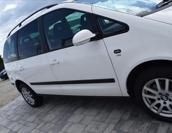 Seat Alhambra 9