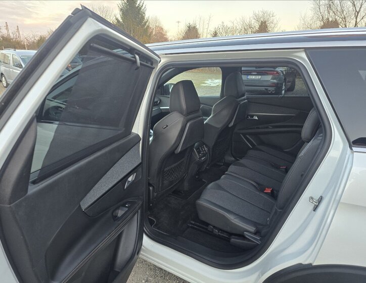 Peugeot 5008 SUV / Terénní 1,6 l 88 kw