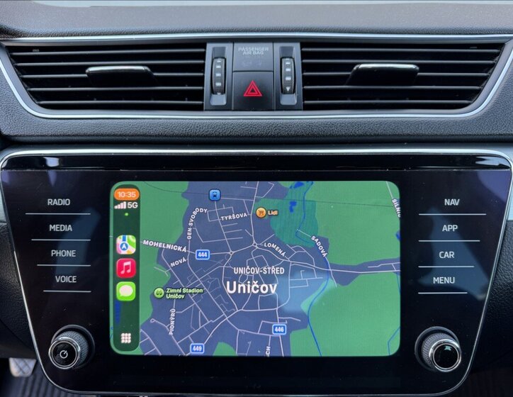 Škoda Superb Sedan / Limuzína 2,0 l 140 kw