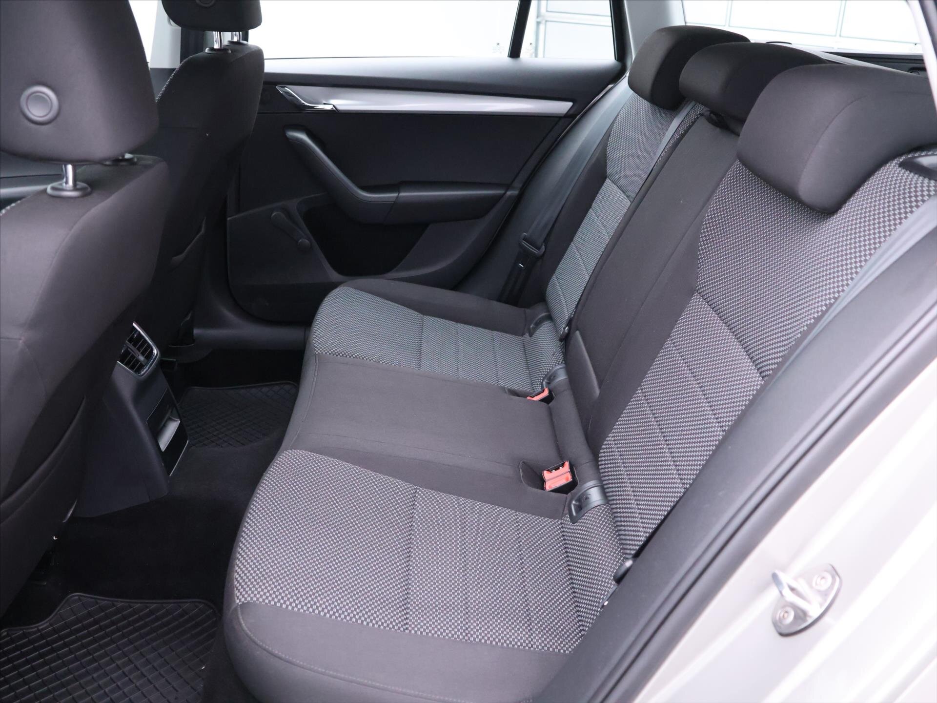 Škoda Octavia Kombi 1,6 l 66 kw