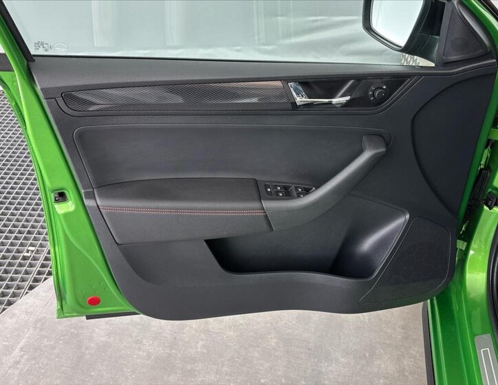 Škoda Rapid Hatchback 999,0 81 kw