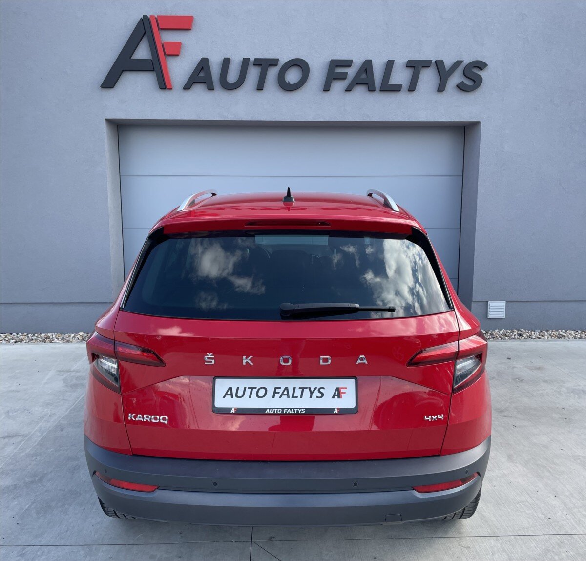 Škoda Karoq SUV / Terénní 2,0 l 110 kw