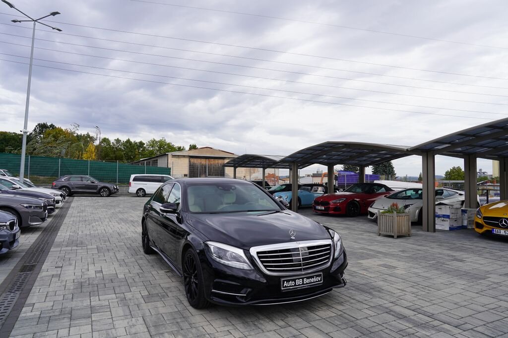 Mercedes-Benz Třídy S Sedan / Limuzína 3,0 l 190 kw