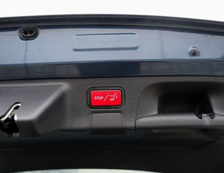 Mercedes-Benz CLA 12