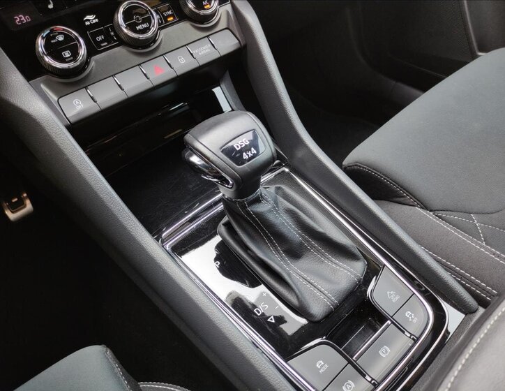 Škoda Karoq SUV 2,0 l 110 kw