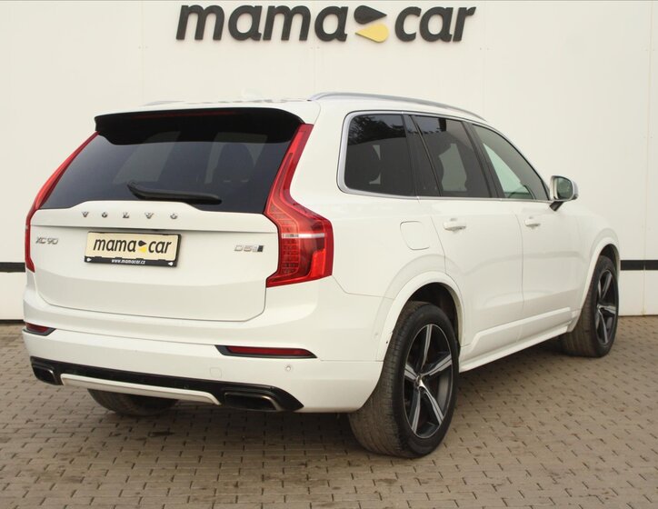 Volvo XC90 SUV 2,0 l 173 kw