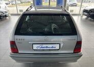 Mercedes-Benz Třídy C Kombi 2,0 l 141 kw