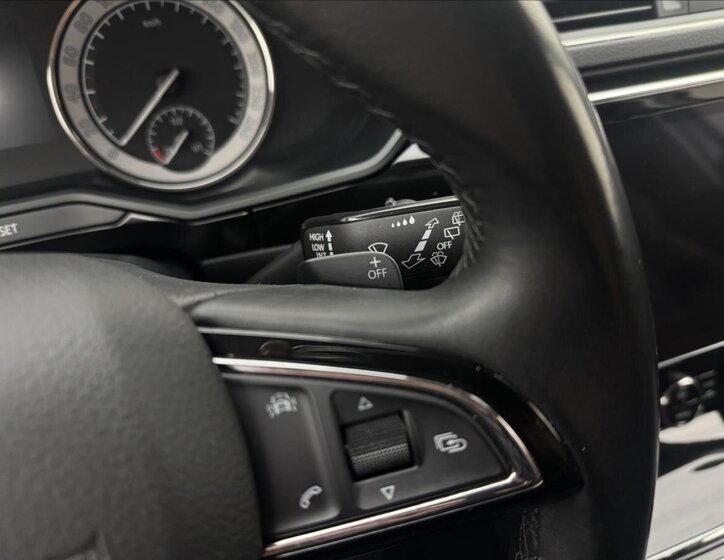 Škoda Superb Kombi 2,0 l 140 kw