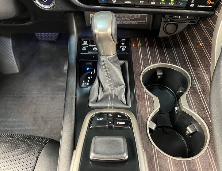 Lexus RX 450h SUV 3,5 l 193 kw