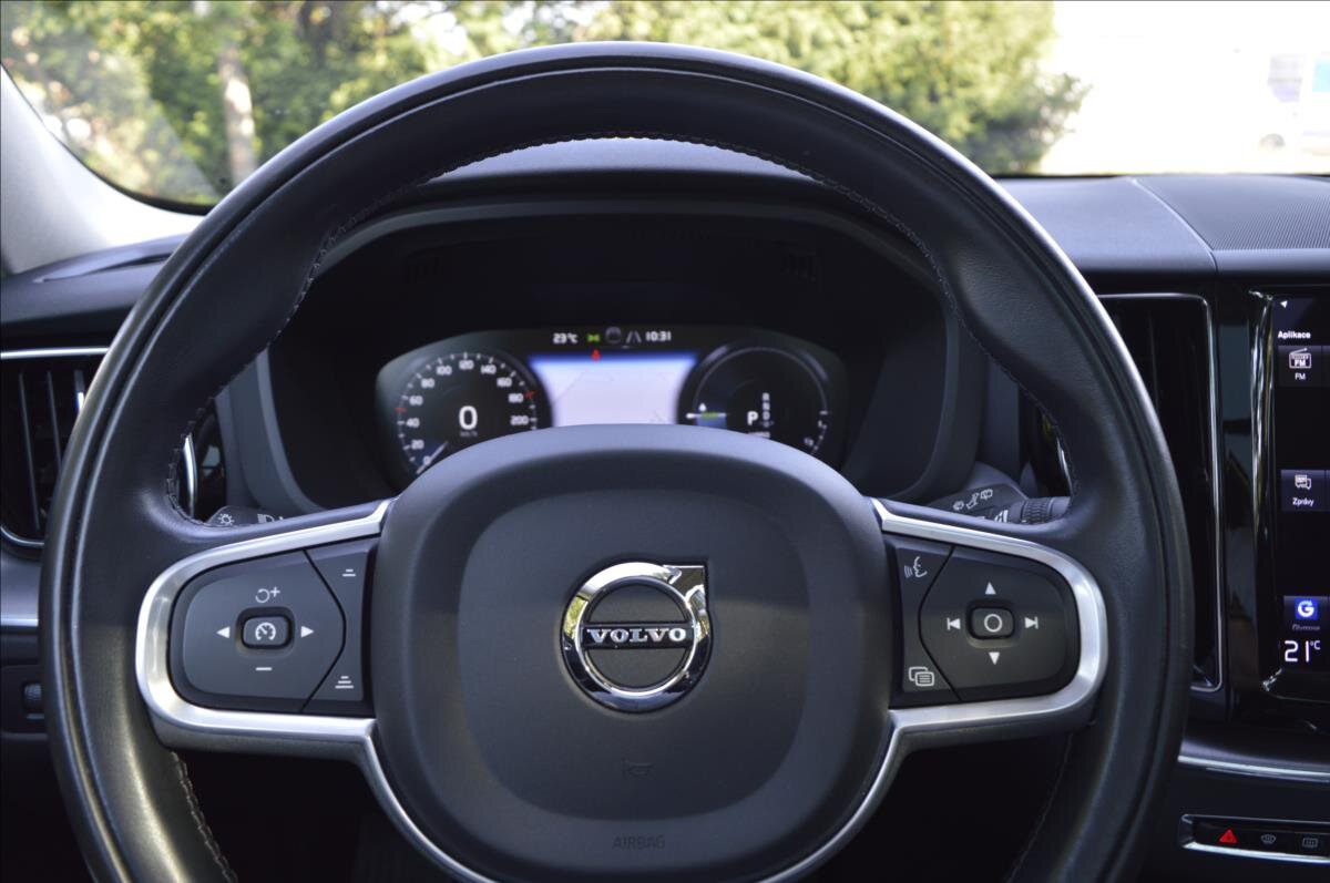 Volvo XC60 SUV 2,0 l 223 kw