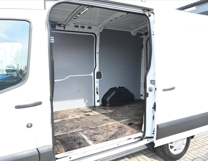 Ford Transit Skříň 2,0 l 96 kw