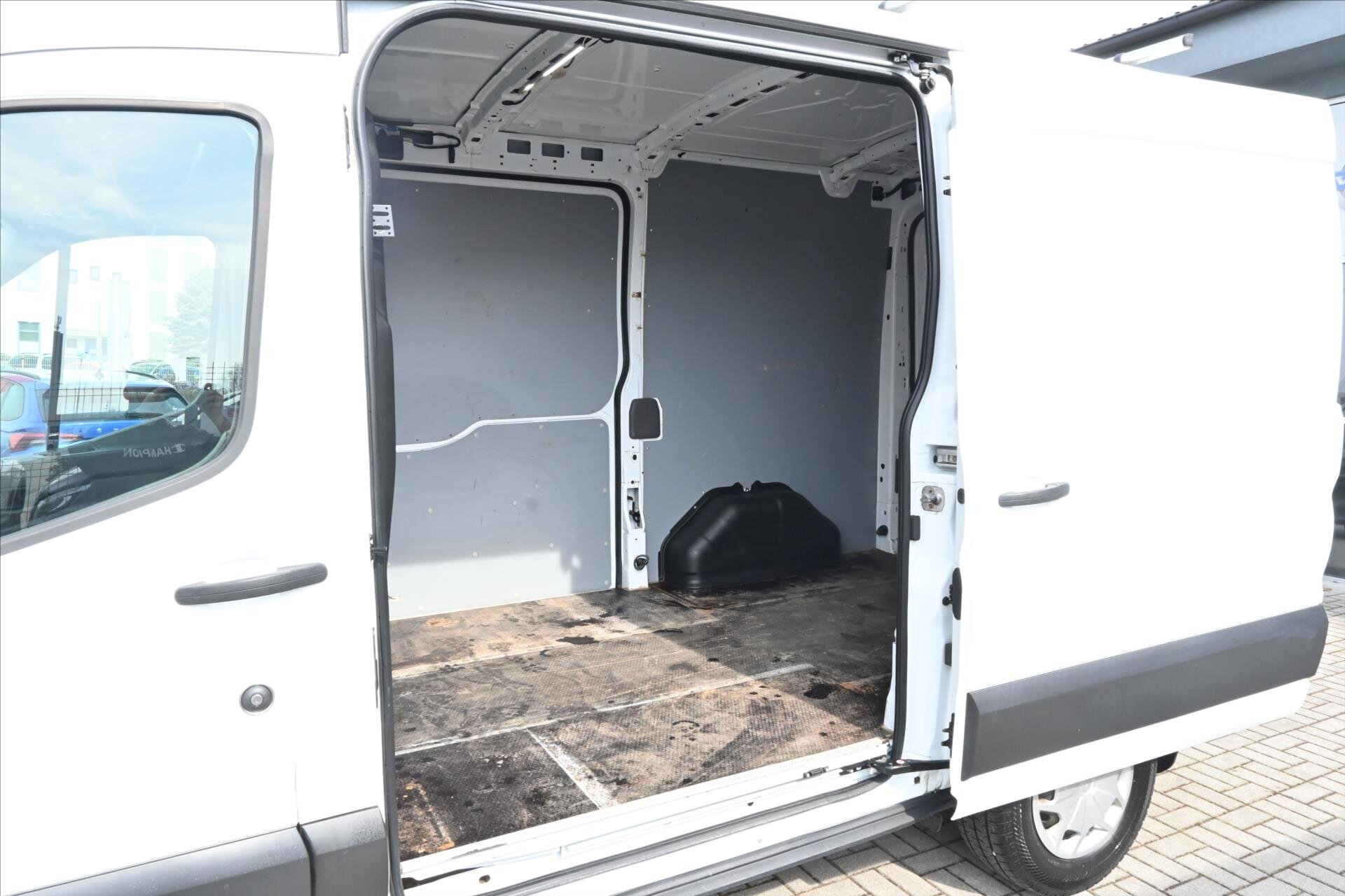 Ford Transit Skříň 2,0 l 96 kw