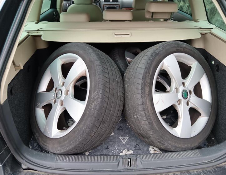 Škoda Octavia Kombi 2,0 l 103 kw