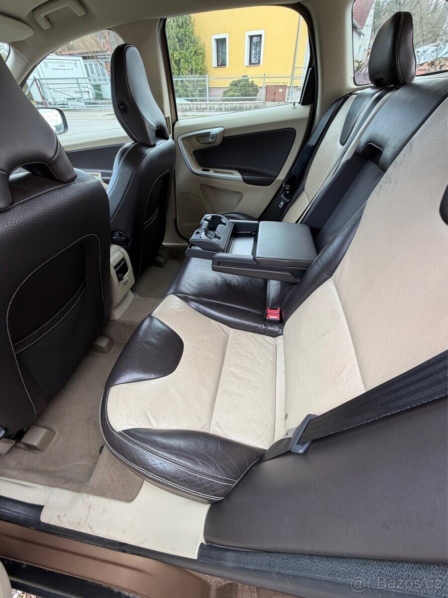 Volvo XC60 SUV / Terénní 0,0 120 kw