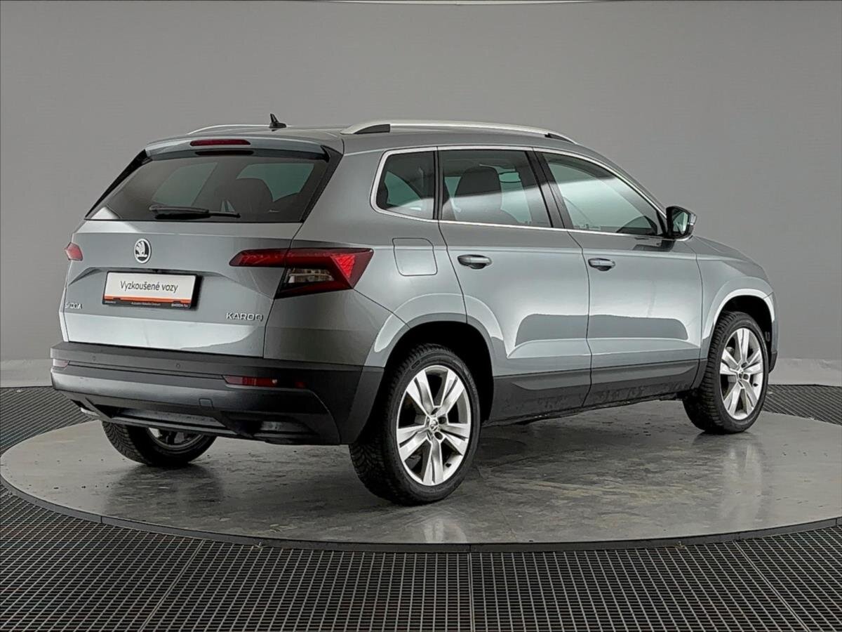 Škoda Karoq SUV / Terénní 1,5 l 110 kw