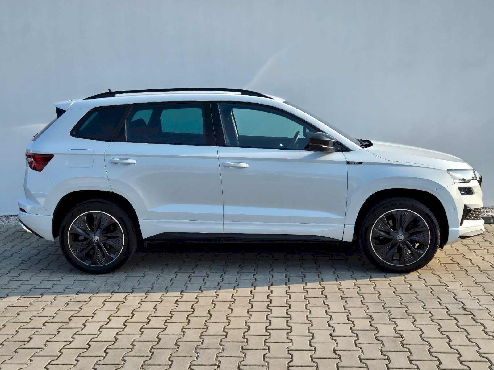 Škoda Karoq SUV / Terénní 1,5 l 110 kw