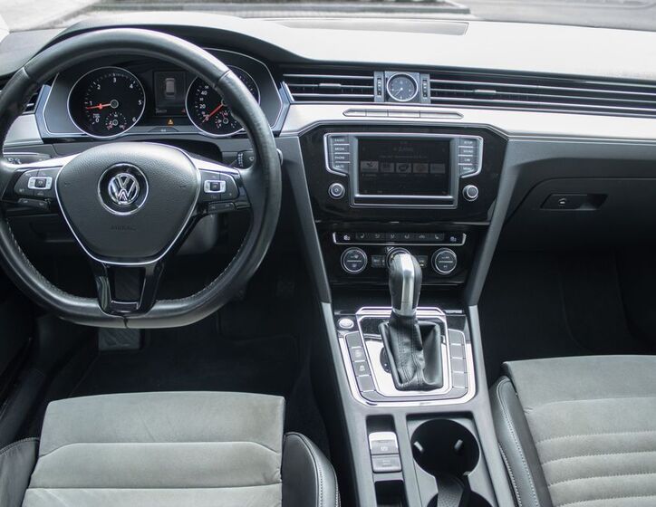 Volkswagen Passat 16