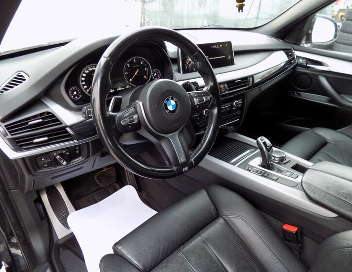 BMW X5 13