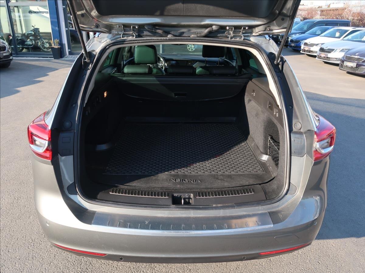 Opel Insignia Kombi 2,0 l 125 kw