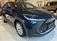 Toyota C-HR SUV 1,8 l 103 kw