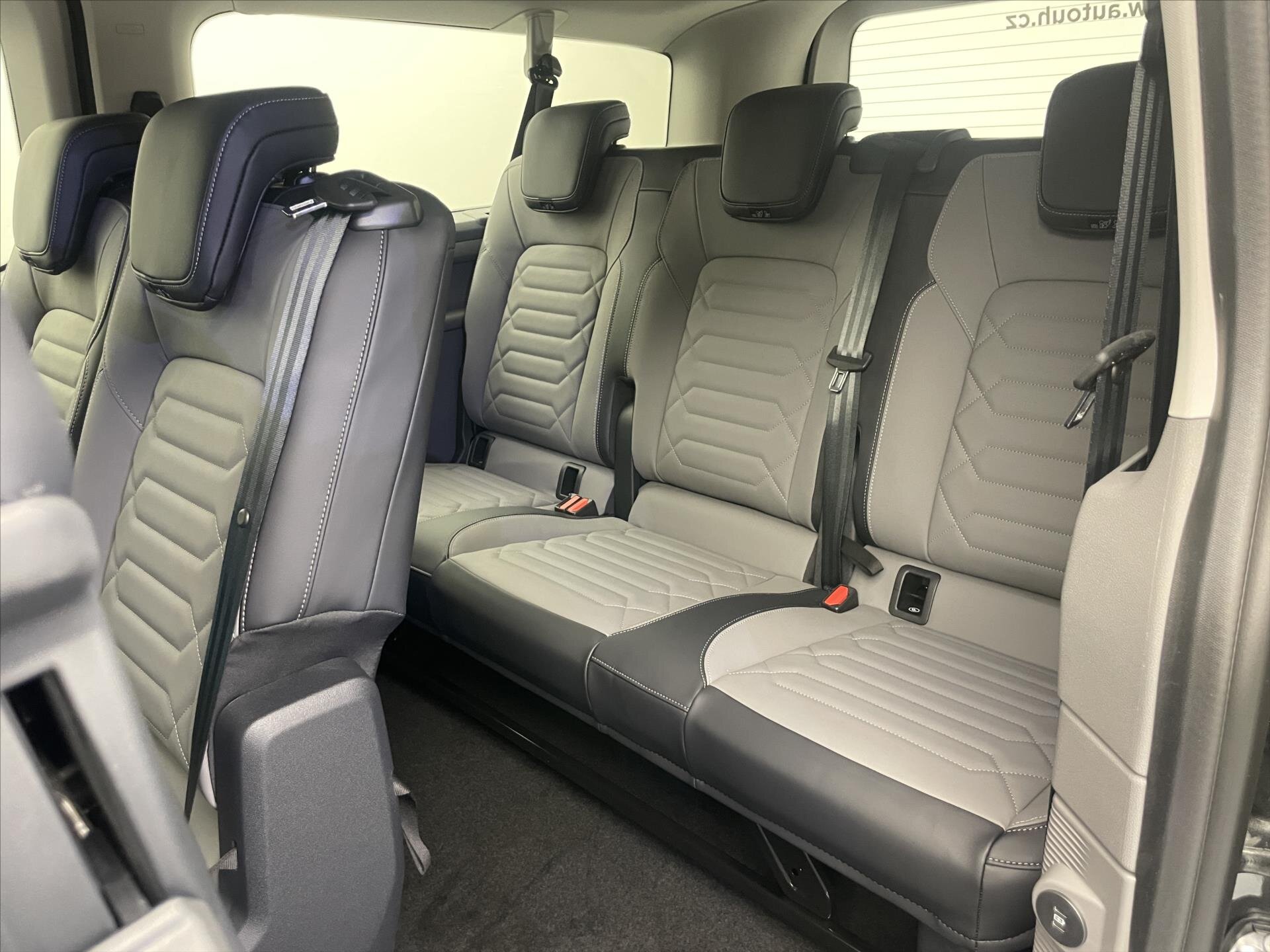 Volkswagen Caravelle Ostatní 2,0 l 125 kw