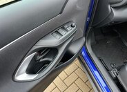 Toyota Yaris Cross 12