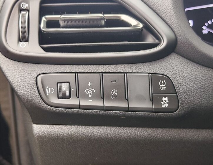 Hyundai i30 Kombi 1,5 l 118 kw