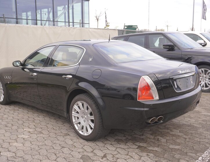 Maserati Quattroporte Sedan 4,2 l 295 kw