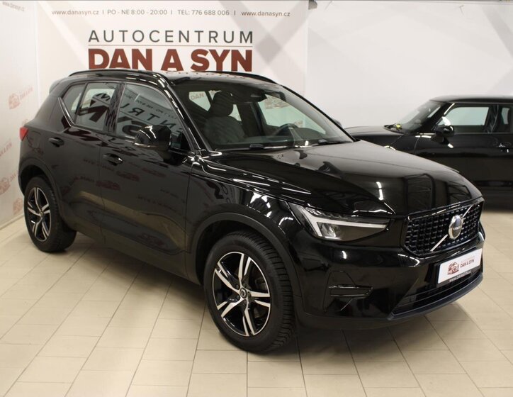 Volvo XC40 Kombi 2,0 l 145 kw