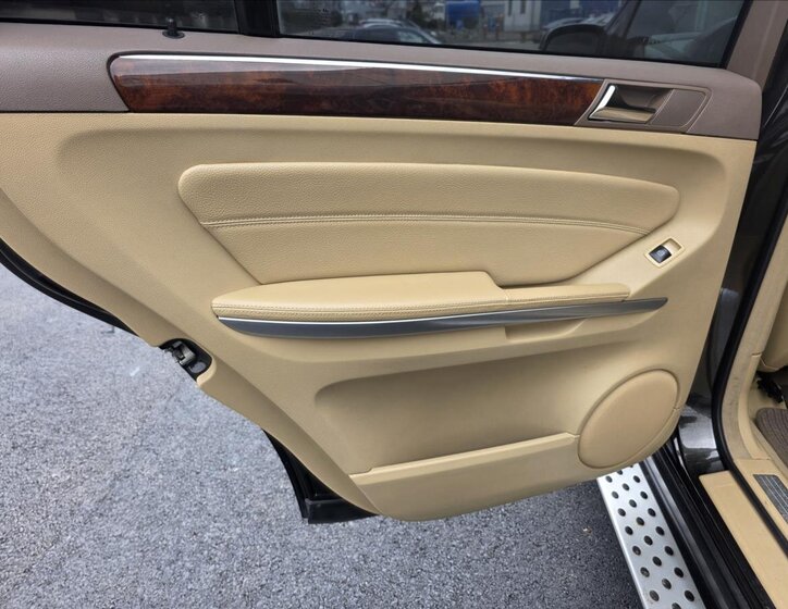 Mercedes-Benz GL SUV / Terénní 3,0 l 165 kw