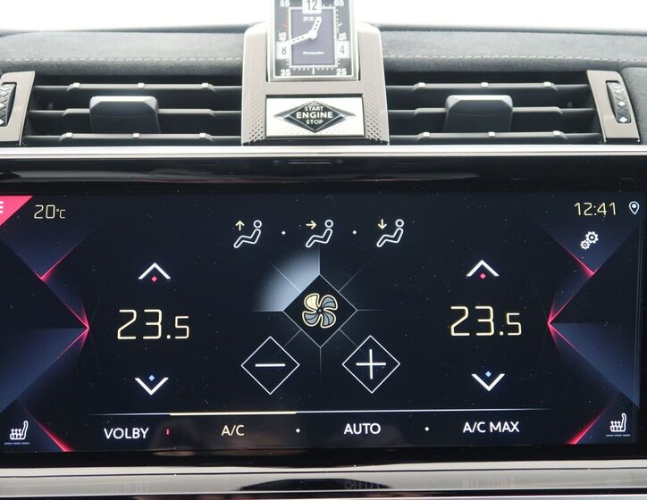 DS Automobiles DS7 Crossback SUV / Terénní 1,6 l 133 kw