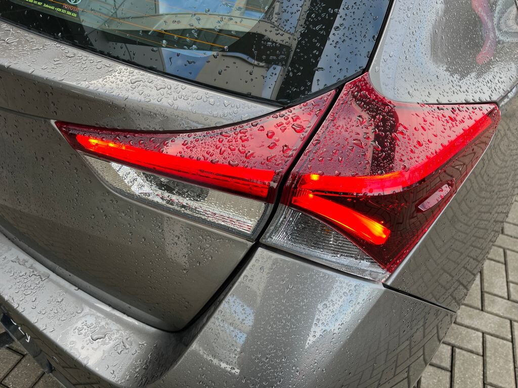 Toyota Auris Hatchback 1,6 l 97 kw