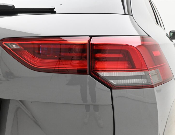 Volkswagen Golf Kombi 2,0 l 110 kw