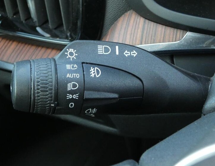 Volvo V60 Kombi 2,0 l 184 kw