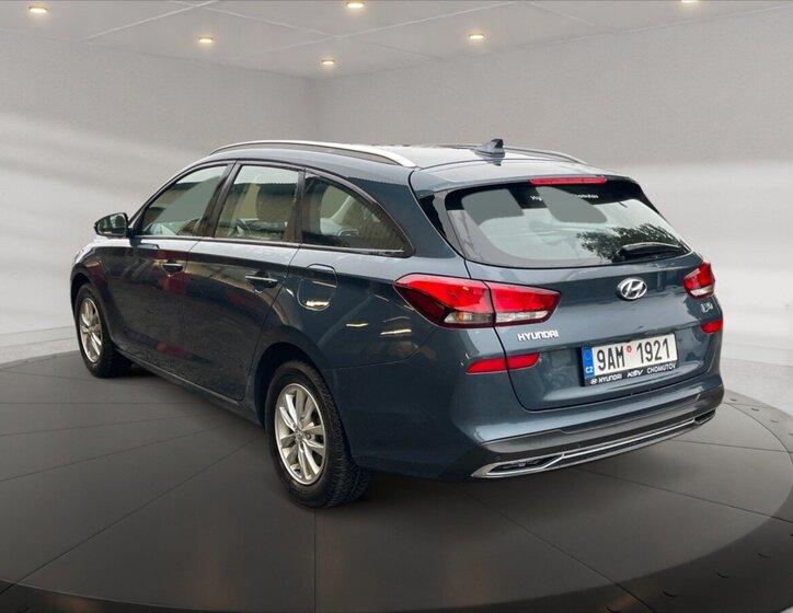 Hyundai i30 4