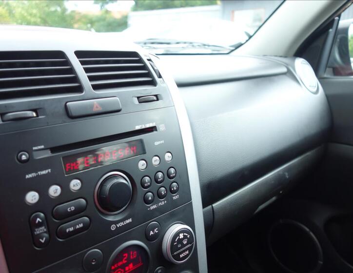 Suzuki Grand Vitara 28