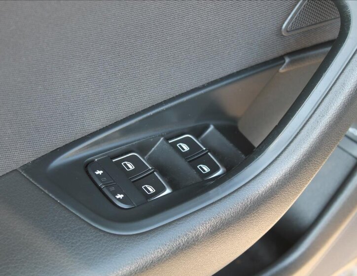 Audi A6 Kombi 2,0 l 140 kw