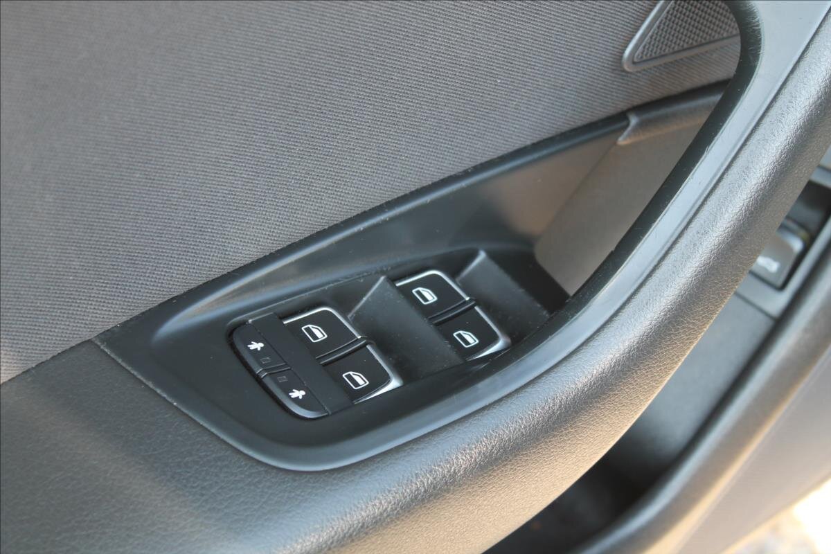 Audi A6 Kombi 2,0 l 140 kw