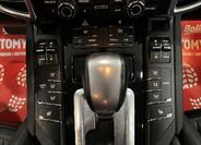 Porsche Cayenne 21